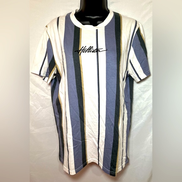 Hollister Other - Hollister tshirt
